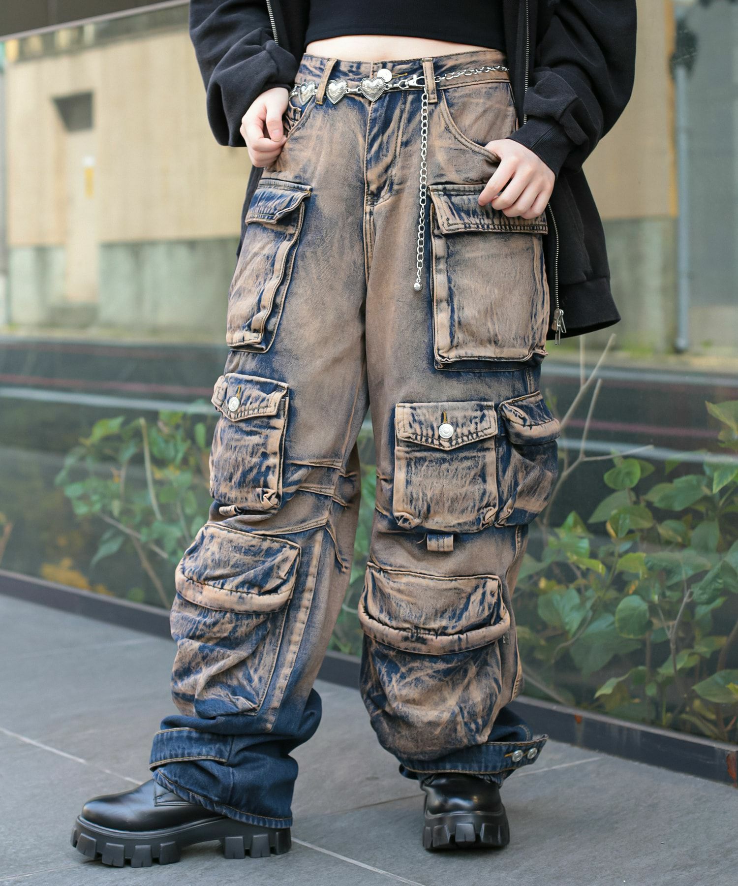 フェアリーグランジ/ハードオーバーダイデニムカーゴパンツ | SPINNS  