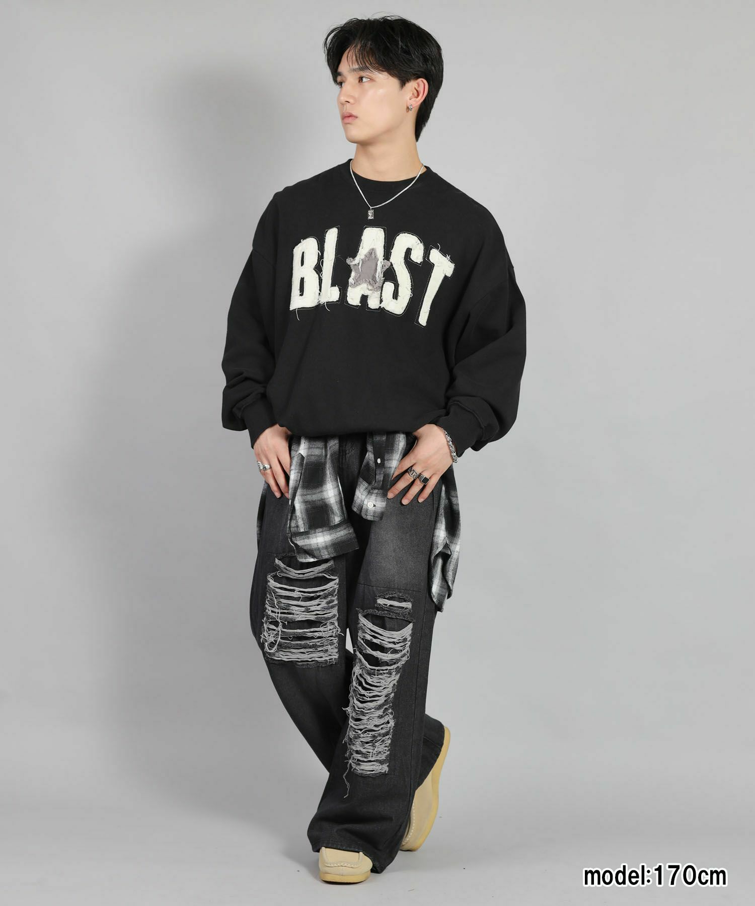 54%OFF】リメイク風パッチワークロゴスウェット/BLAST STAR | SPINNS