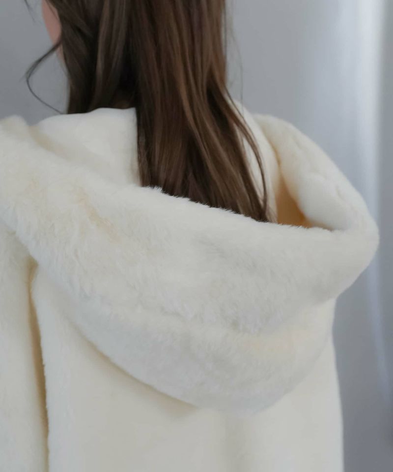 76%OFF】≪DARRDY/ダーディー≫ビッグフェイクファーブルゾン