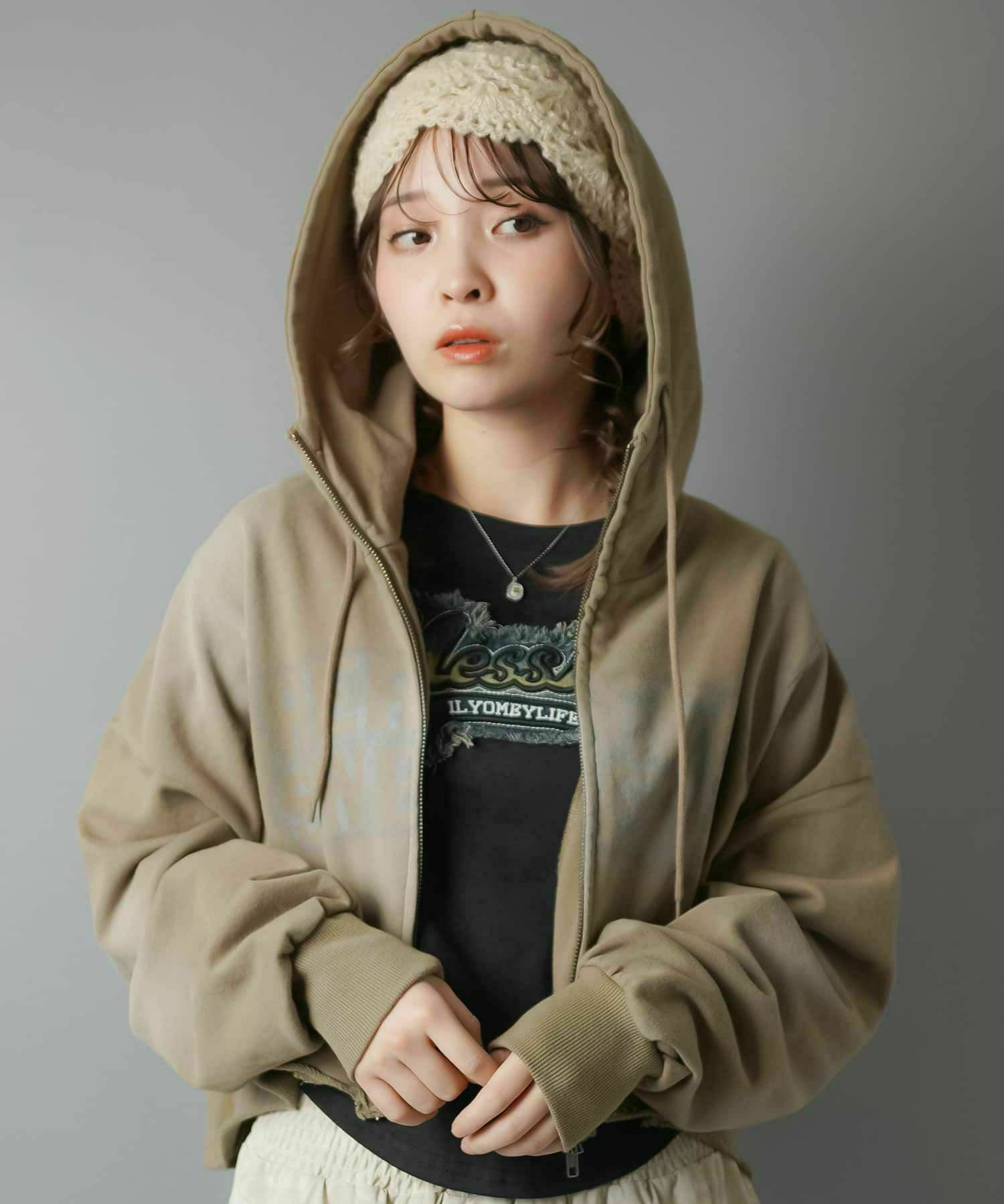 64%OFF】ショート丈ジップパーカー/クロス | SPINNS WEB STORE 