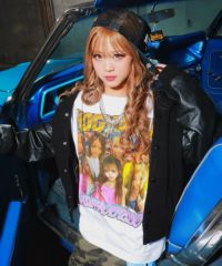 受注販売】『KOGYARU×SPINNS』 Tシャツ | SPINNS WEB STORE 受注販売】『KOGYARU×SPINNS』 Tシャツ | SPINNS WEB STORE