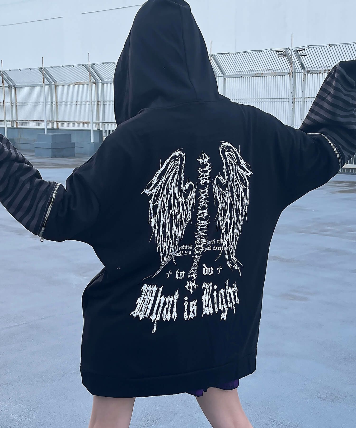≪DARRDY/ダーディー≫オーバーサイズジップパーカー/袖ボーダー 
