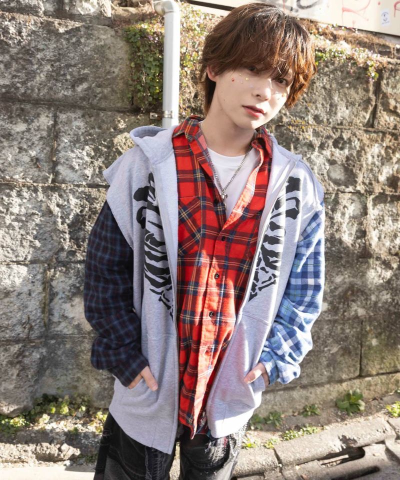 受注販売】『#らぶしっく×SPINNS』ジップパーカー | SPINNS WEB