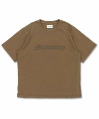 ベージュ