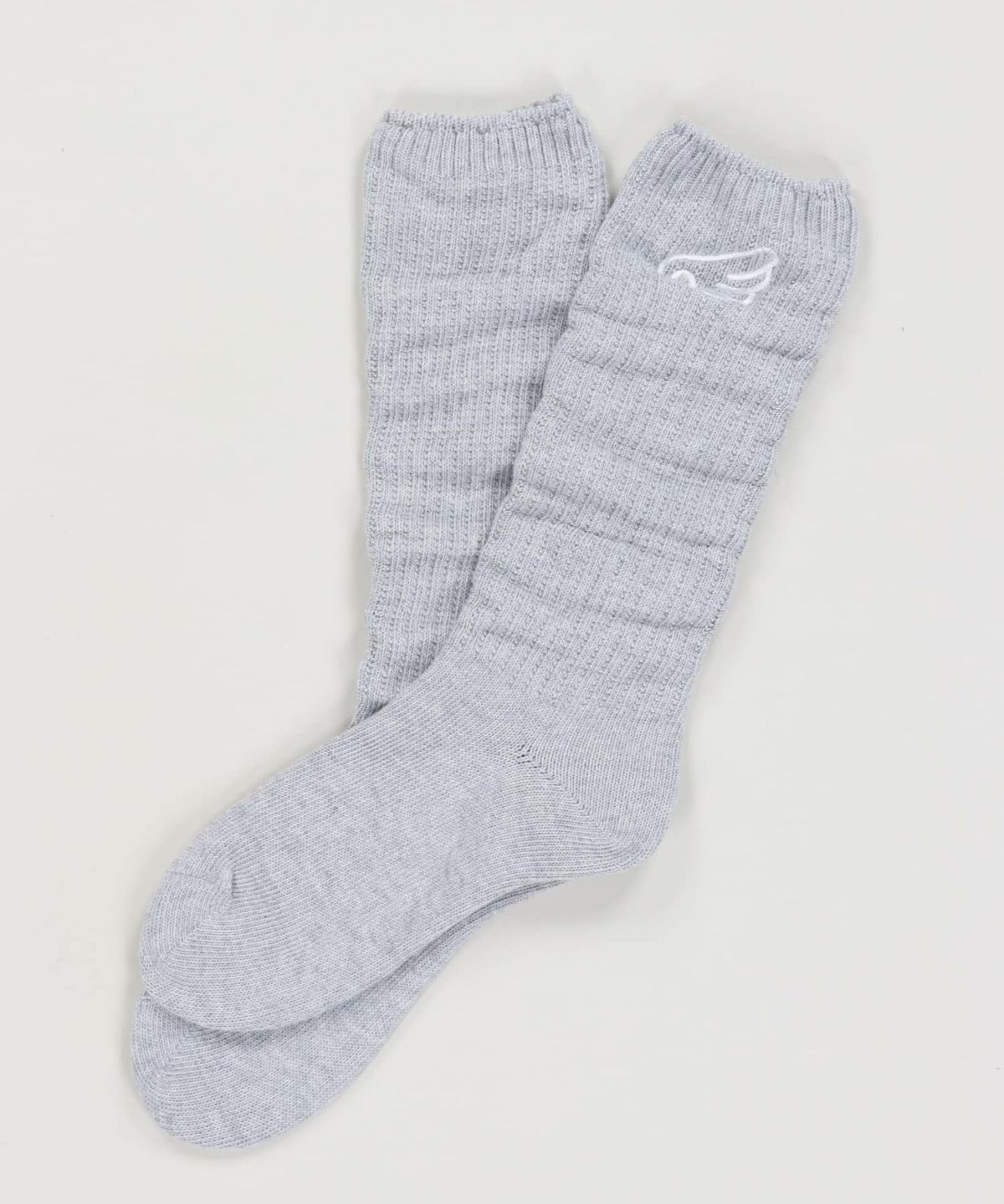 グレーxウイング