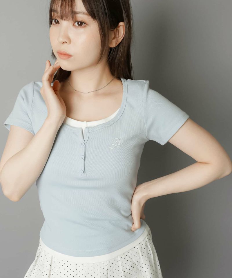 レイヤード風半袖カットソー/フロントボタン/ワンポイント