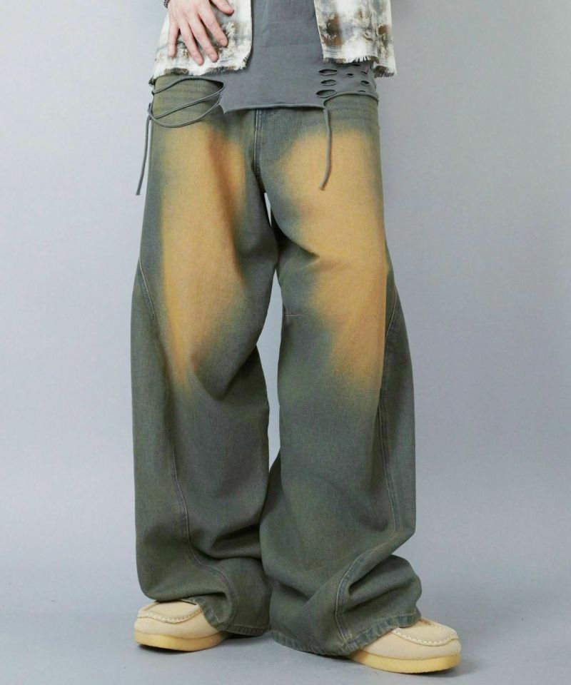 ブラスト加工ワイドバギーデニム/バレル・カーブシルエット | SPINNS