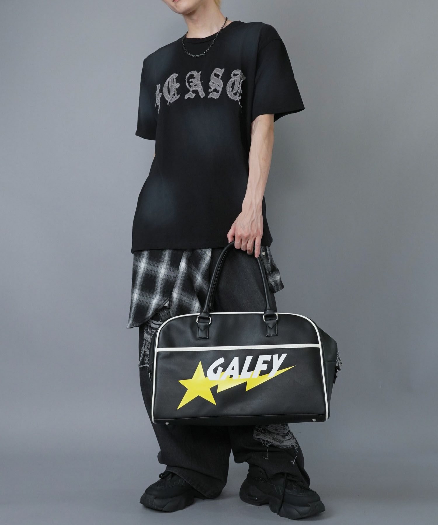 【極美品】ガルフィー レザーボストンバッグ 2way 犬ロゴ 極美品】ガルフィー レザーボストンバッグ 2way 犬ロゴ - メルカリ