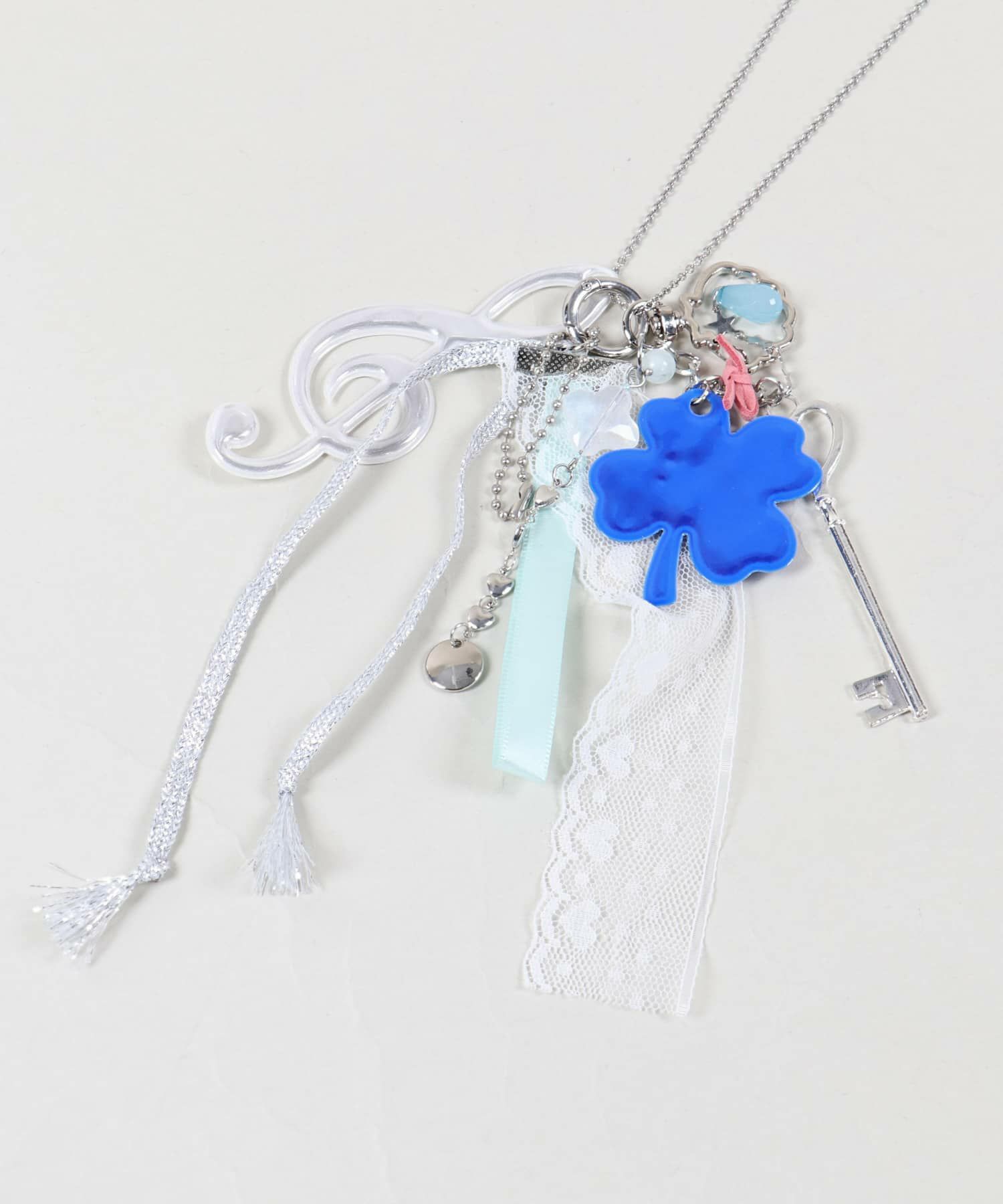 シルバー