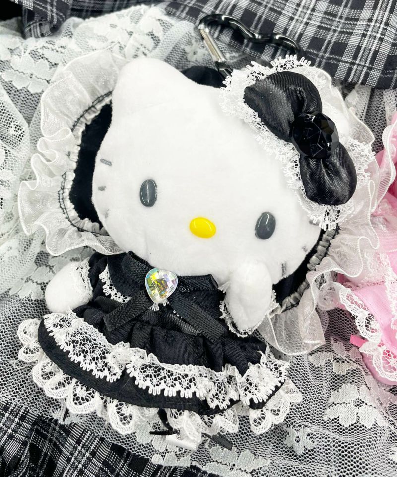 キティーちゃんのとてもレアなキーホルダーになります。ロリータファションのキティ キティ ハローキティ キティちゃん キティー アクキー
