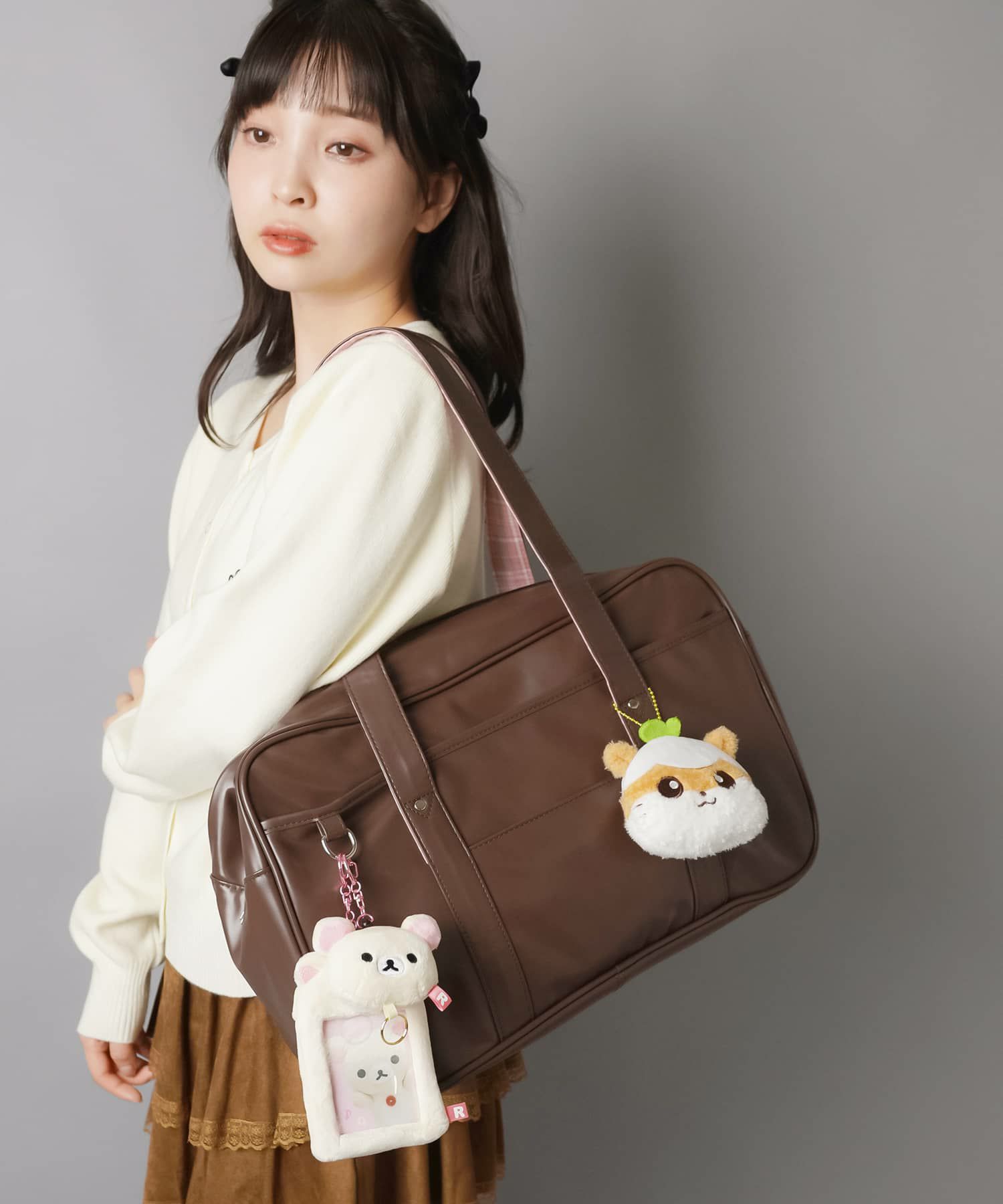 000000104283-32-s.jpg?t=