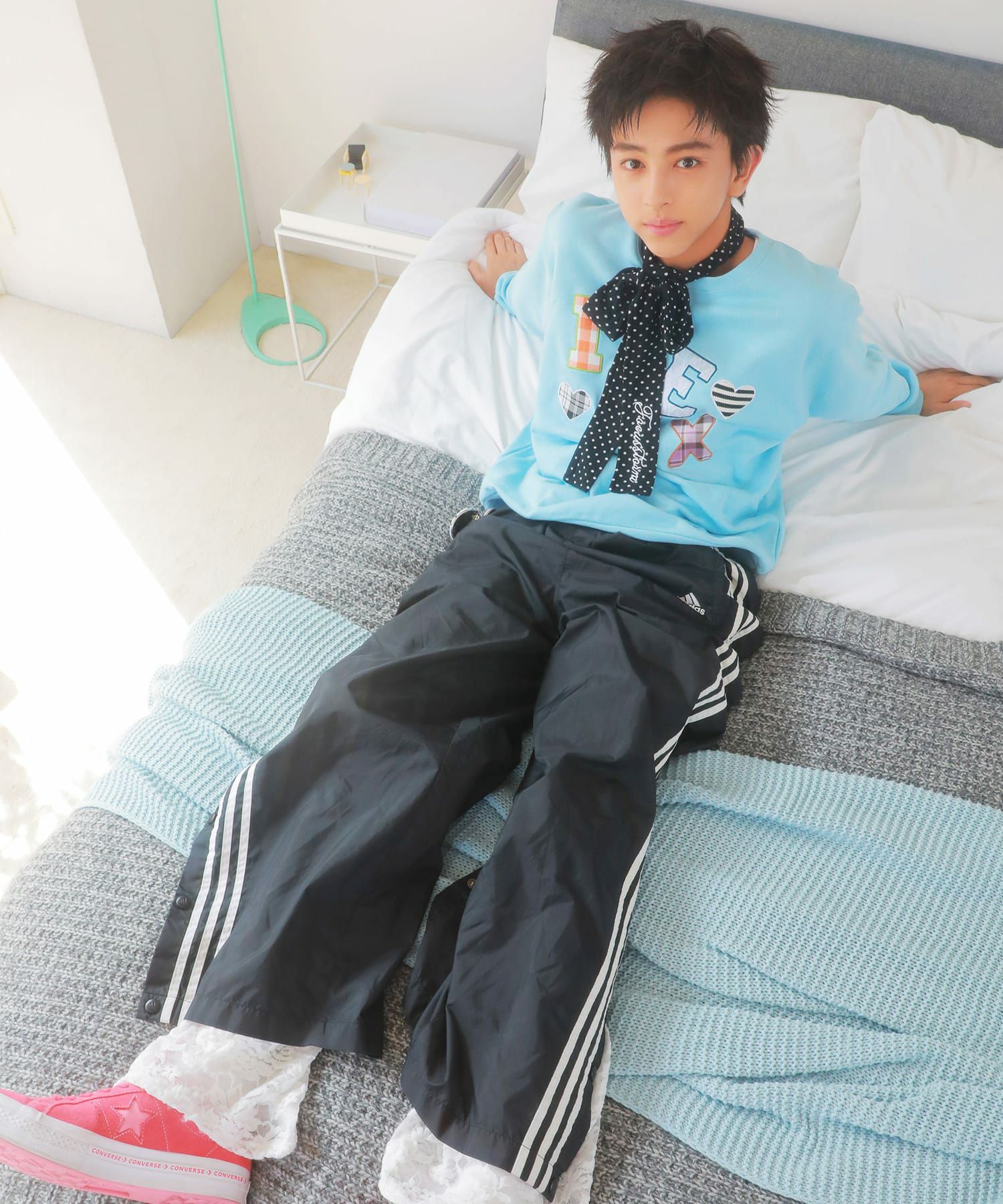 受注販売】『ICEx× SPINNS』 生地貼り付けスウェット | SPINNS WEB