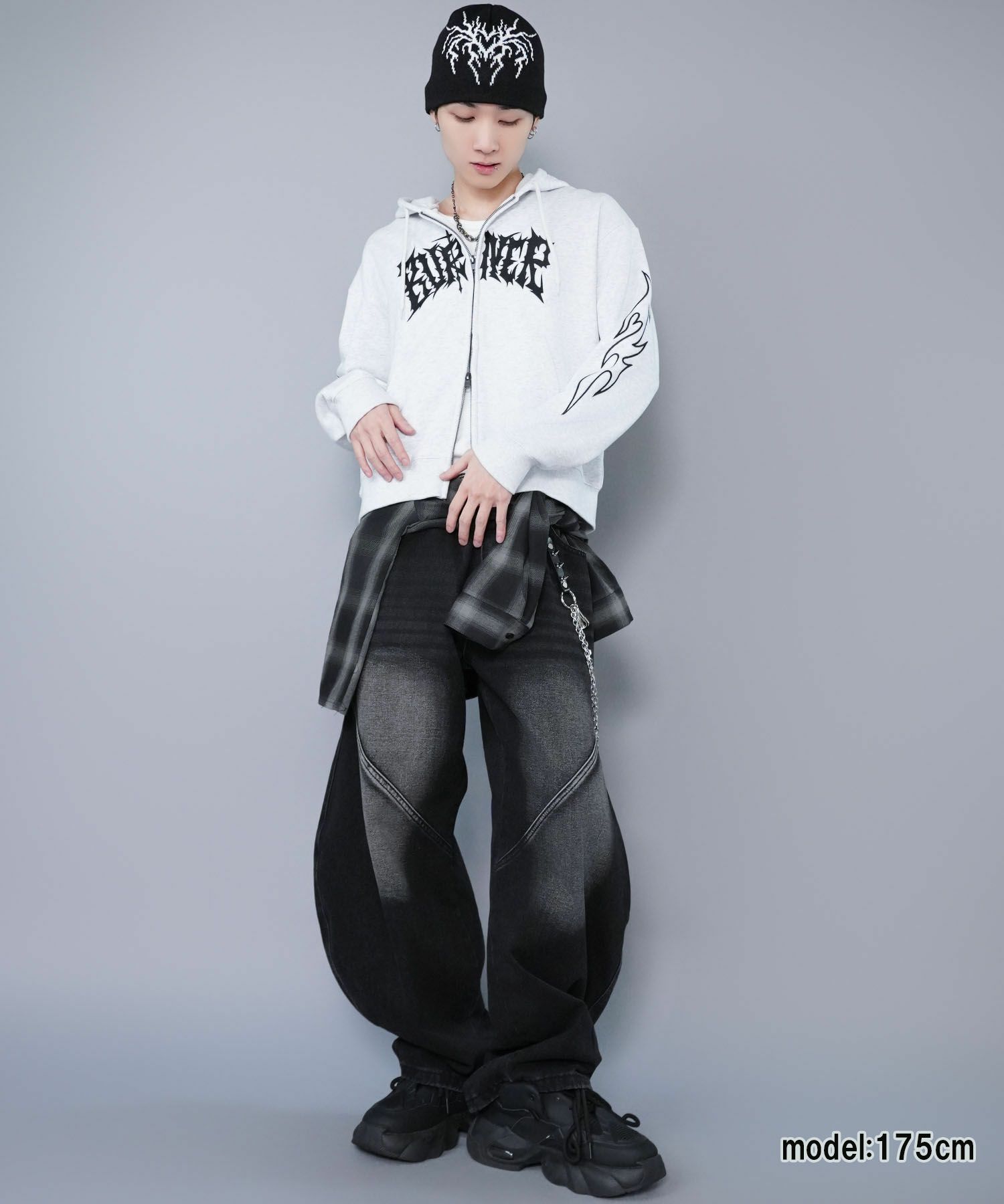 短丈ダブルジップパーカー/グランジ/刺繍袖ロゴ/ショート丈 | SPINNS