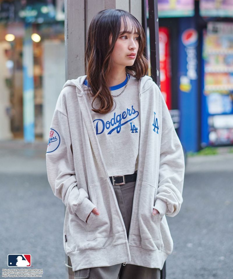 MLB/メジャーリーグベースボール】ビック丈ワッペン風刺しゅう付きジップパーカー/ユニセックス対応 | SPINNS WEB STORE |  SPINNS (スピンズ) 公式通販